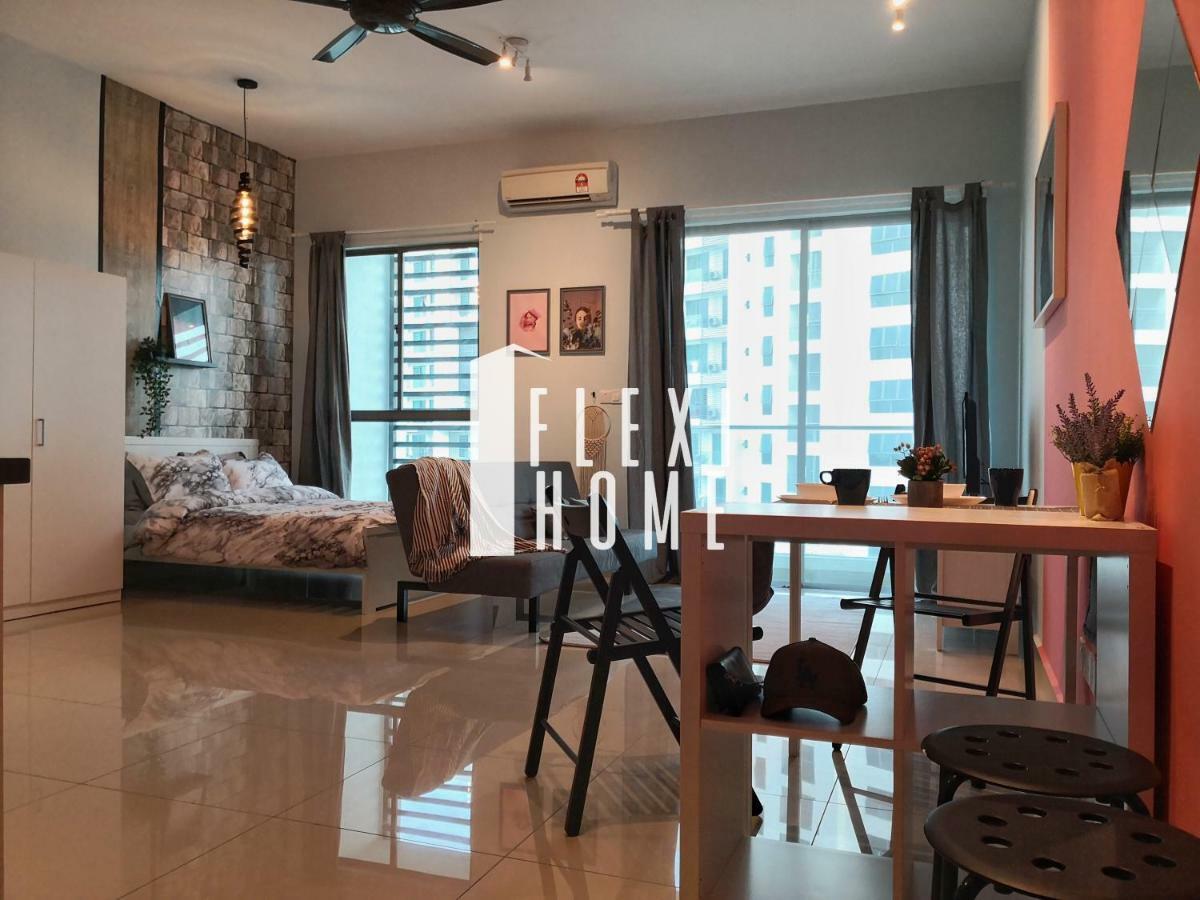 Colour-Theme Designed, Private Studio Home, Cybersquare 27B Cyberjaya, Flexihome-My Kültér fotó